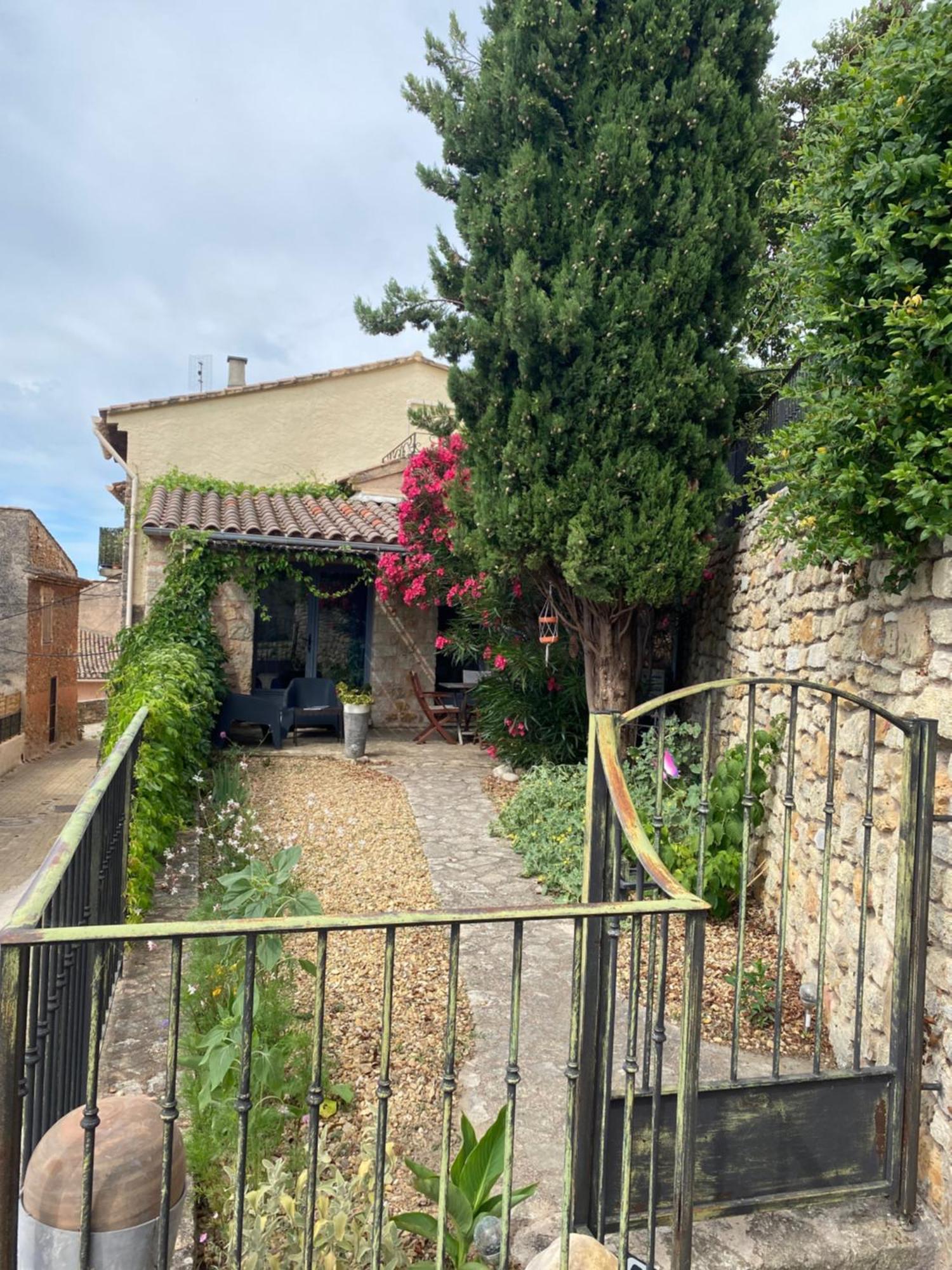 Maisonnette Mont Ventoux * Bédoin